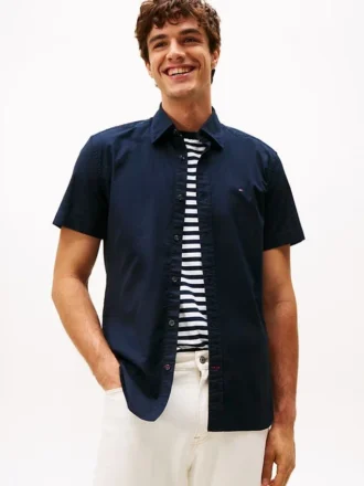 regular fit short sleeve oxford shirt 1 5 330x440 - Regular Fit Short-Sleeve Oxford Shirt