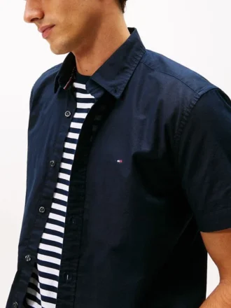 regular fit short sleeve oxford shirt 2 5 330x440 - Regular Fit Short-Sleeve Oxford Shirt